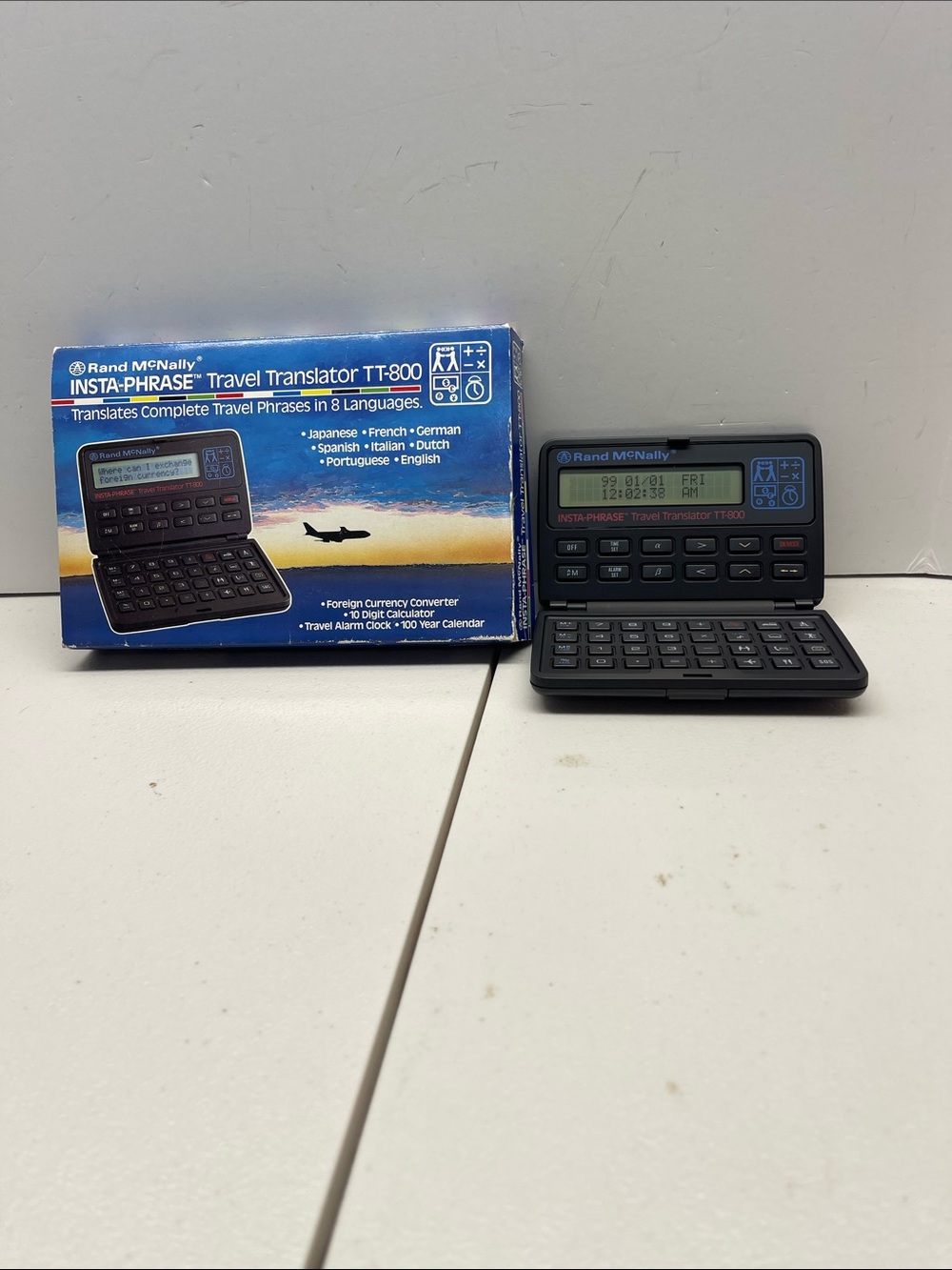 Rand McNally Insta-Phrase TT-800 Travel Translator. NEW. Box has some damage